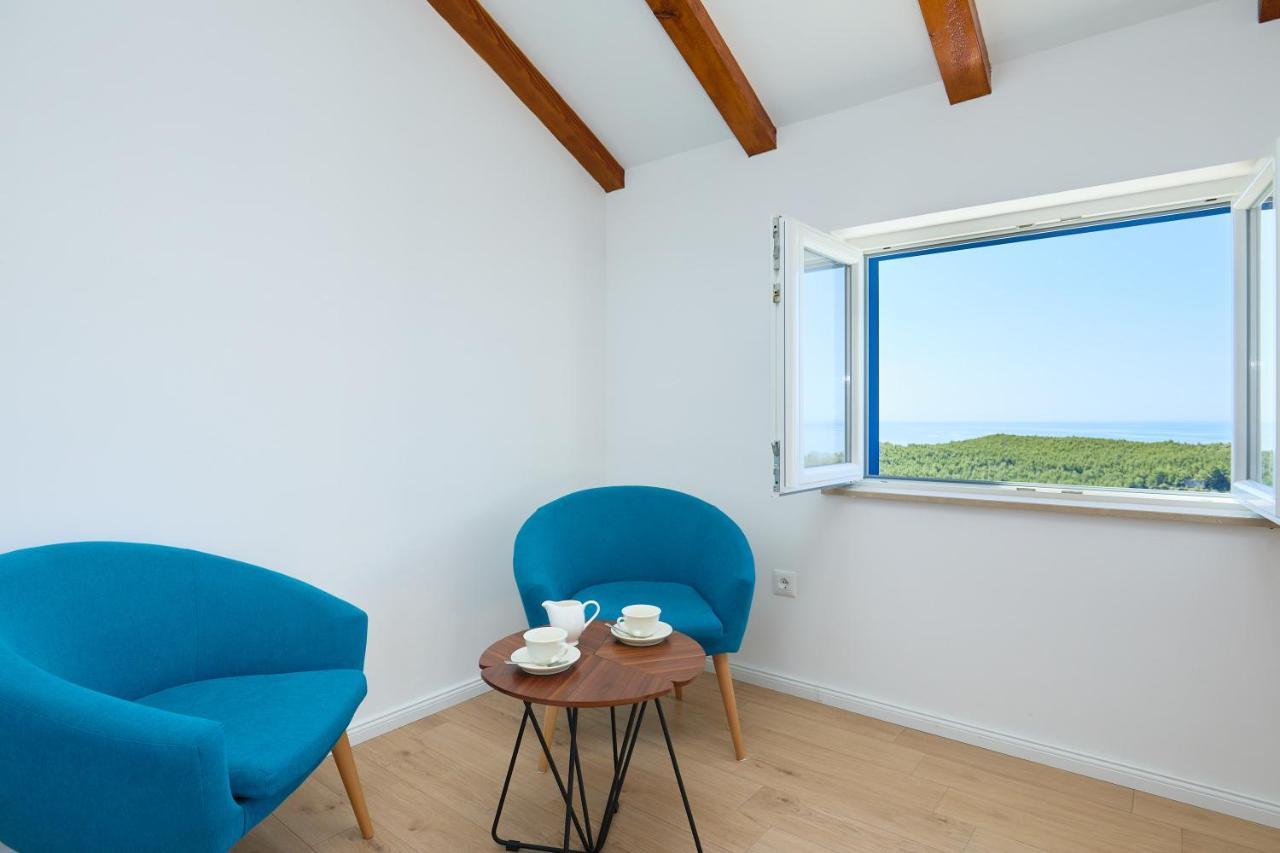 Korta - Spacious House With Pool Vila *